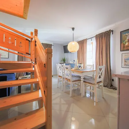 Czernik House & Poronin