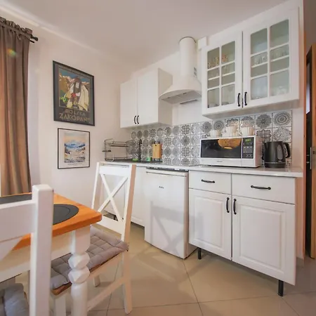 Czernik House &